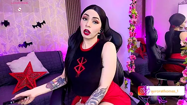 Aurora thomas  1 online show from 11.15.25