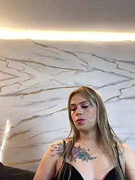 RayaCarr  online show from 07.23.26