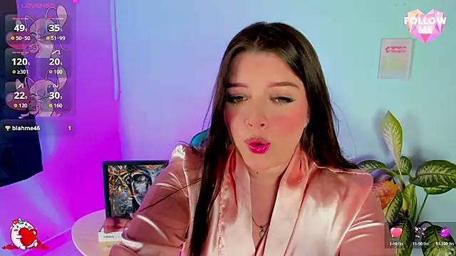 Snapshot of Lia_little18 chatting on 09.20.25 Lia little18 online show from 09.20.25