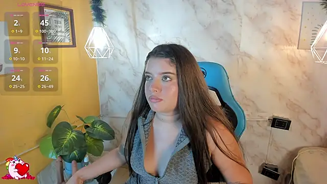 Lia little18 online show from 05.01.26