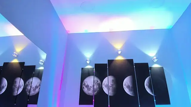 tatii moon online show from 09.13.25