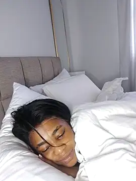 Snapshot of Godessofpleasxa chatting on 12.20.25 Godessofpleasxa online show from 12.20.25