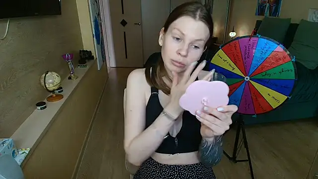 ReginaSparkle online show from 06.02.26