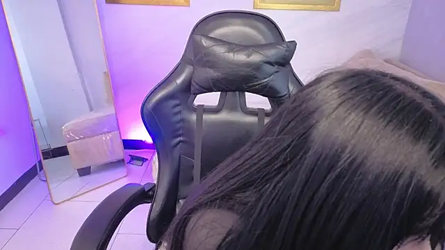 Snapshot of Paulette_v chatting on 02.28.26 Paulette v online show from 02.28.26