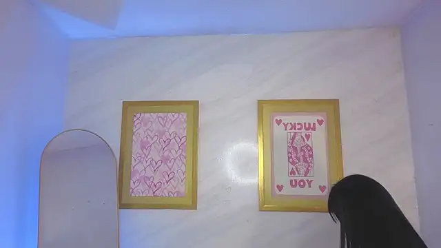 Snapshot of Paulette_v chatting on 03.17.26 Paulette v online show from 03.17.26