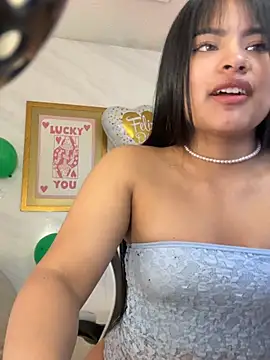 Snapshot of Paulette_v chatting on 03.18.26 Paulette v online show from 03.18.26