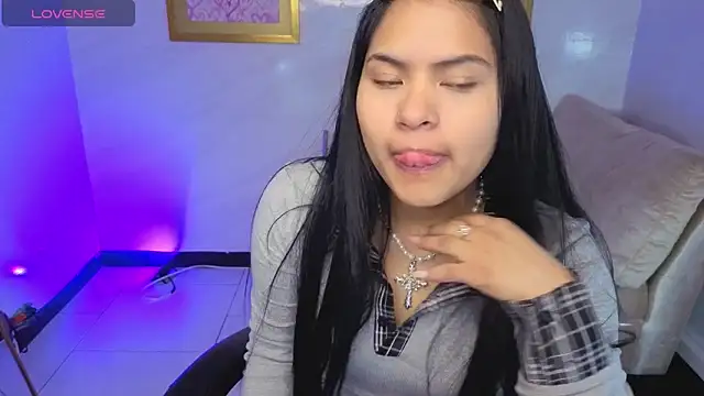 Paulette v online show from 06.11.26