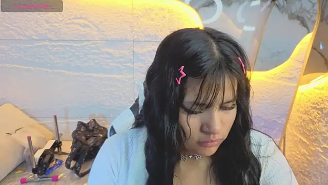 Paulette v online show from 07.18.26
