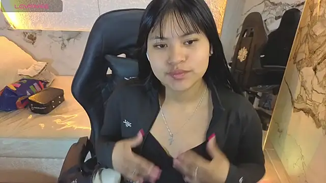 Paulette v online show from 07.30.26