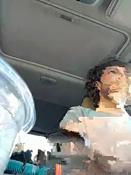 Snapshot of Prolapse_Pig chatting on 09.18.25 Prolapse Pig online show from 09.18.25