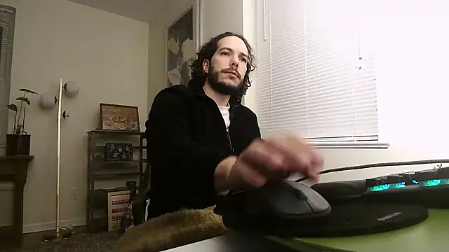 Snapshot of Prolapse_Pig chatting on 12.05.25 Prolapse Pig online show from 12.05.25