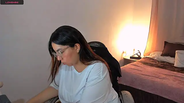 brithany olson25 online show from 10.15.25