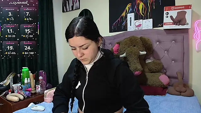 Emmie Hot online show from 07.09.26