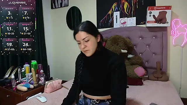 Emmie Hot online show from 07.14.26