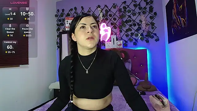 Emmie Hot online show from 07.23.26