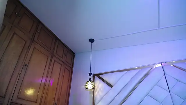 luxurycoupl online show from 11.28.25