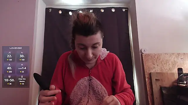 Snapshot of MorganaEvelynn chatting on 02.28.25 MorganaEvelynn online show from 02.28.25