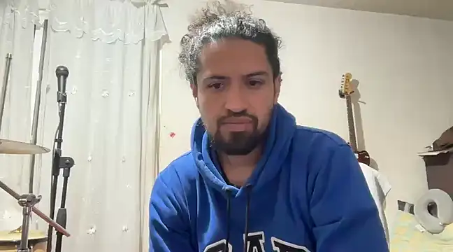 Snapshot of elviolagays91 chatting on 01.21.25 elviolagays91 online show from 01.21.25