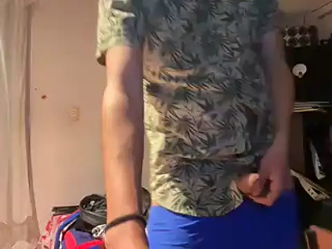 Snapshot of elviolagays91 chatting on 02.10.25 elviolagays91 online show from 02.10.25