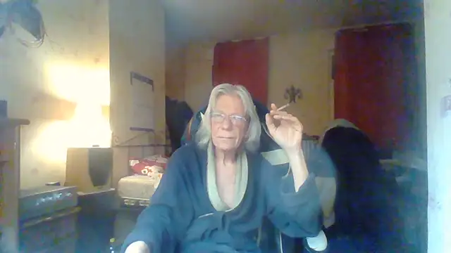 Snapshot of rosanetrav chatting on 11.07.25 rosanetrav online show from 11.07.25