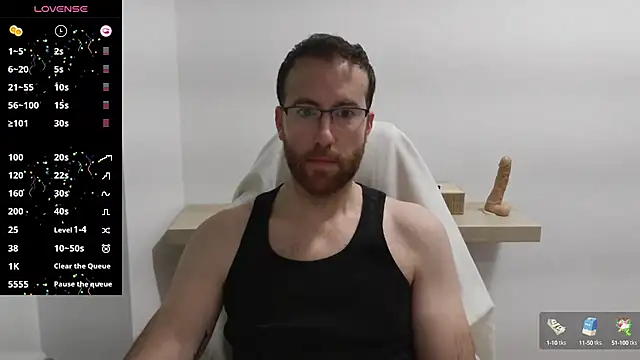 Snapshot of machohiberiko chatting on 01.29.25 machohiberiko online show from 01.29.25