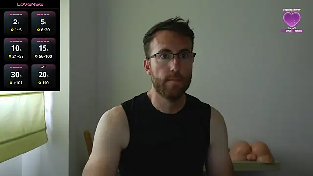 Snapshot of machohiberiko chatting on 05.19.26 machohiberiko online show from 05.19.26