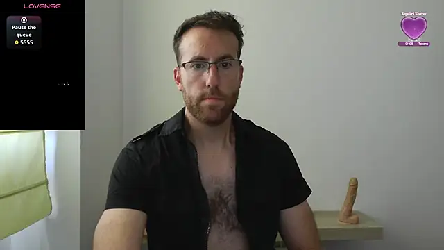Snapshot of machohiberiko chatting on 07.14.26 machohiberiko online show from 07.14.26