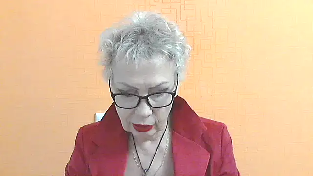 NessyJenixs online show from 10.24.25