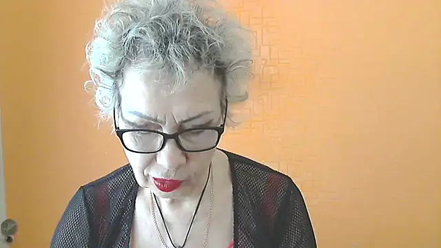 NessyJenixs online show from 03.08.26