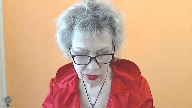 NessyJenixs online show from 04.26.26