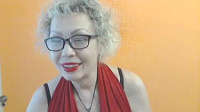 Snapshot of NessyJenixs chatting on 06.19.26 NessyJenixs online show from 06.19.26