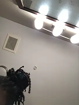 theprettysoles online show from 04.10.26