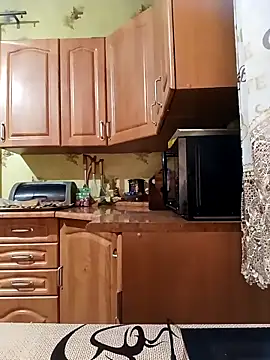 Snapshot of Laura_Kiss chatting on 03.17.26 Laura Kiss online show from 03.17.26