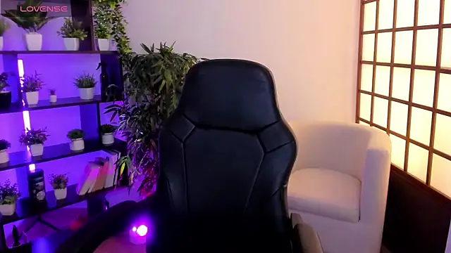 Snapshot of KristineBeauty chatting on 01.09.26 KristineBeauty online show from 01.09.26