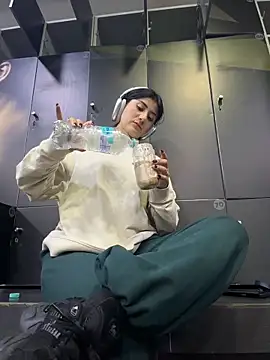 fiorella paris online show from 03.17.26