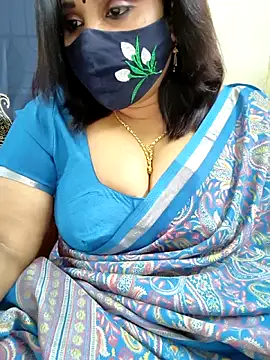 Queenflowerr online show from 02.10.26