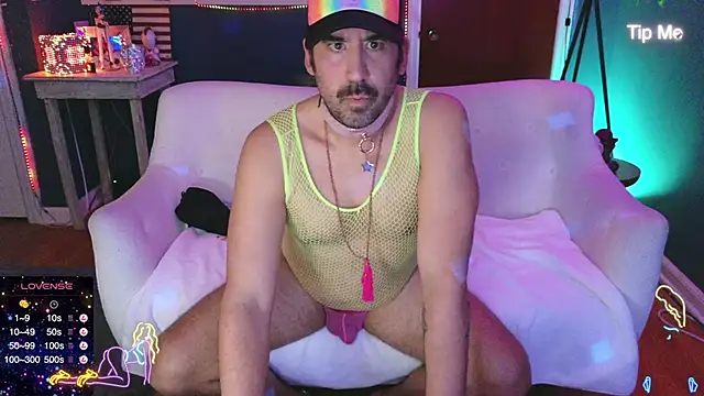 Snapshot of mistermikey24 chatting on 02.06.25 mistermikey24 online show from 02.06.25