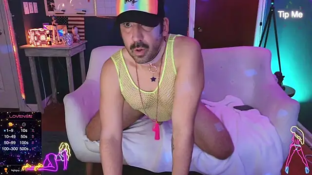 Snapshot of mistermikey24 chatting on 02.06.25 mistermikey24 online show from 02.06.25