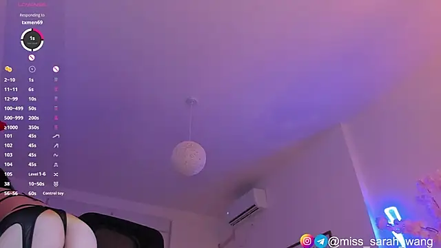 Snapshot of sarah_wang chatting on 07.19.26 sarah wang online show from 07.19.26