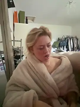 blissdimicco online show from 11.10.25