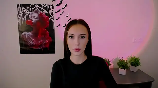 Snapshot of Nikonara_Love chatting on 02.05.25 Nikonara Love online show from 02.05.25