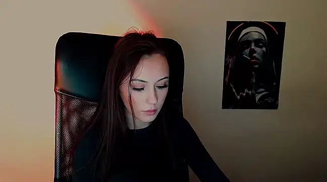 Snapshot of Nikonara_Love chatting on 03.06.25 Nikonara Love online show from 03.06.25