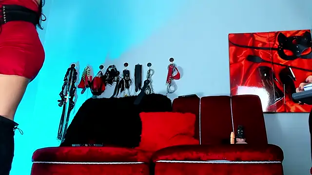 KaramStone online show from 10.30.25