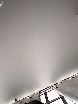 Snapshot of ary-cooper chatting on 11.06.25 ary-cooper online show from 11.06.25