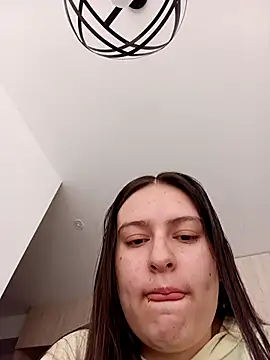 Snapshot of ary-cooper chatting on 12.19.25 ary-cooper online show from 12.19.25