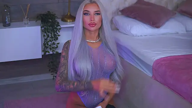 Juicy Jessye online show from 04.30.26