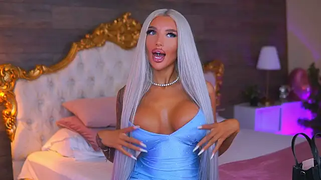 Juicy Jessye online show from 07.30.26