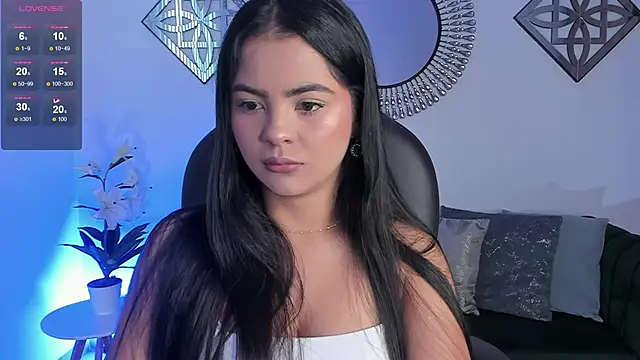 Snapshot of Layla_Breezee chatting on 03.07.26 Layla Breezee online show from 03.07.26