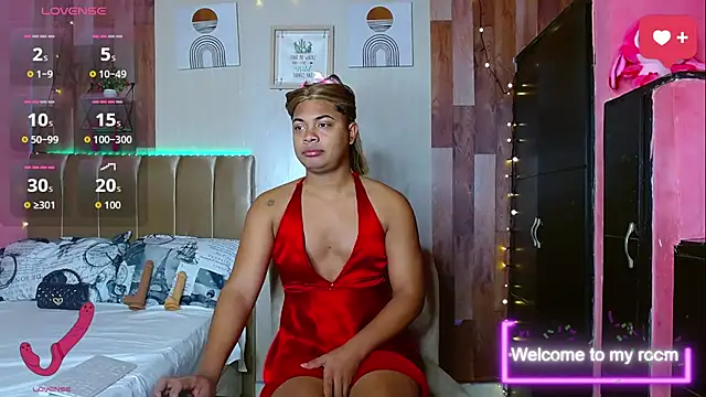 Snapshot of electrabrowns chatting on 03.19.26 electrabrowns online show from 03.19.26