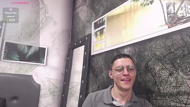 Frank Millers online show from 03.21.25